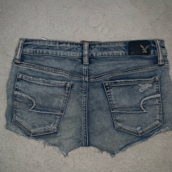AE Shorts - Picture 4 of 4